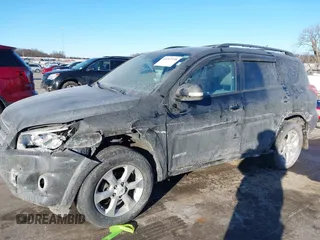2011 Toyota RAV4 Ltd with VIN 2T3DF4DV8BW095273, listed as a IAAI auction lot 41257338 with 233,629 mi miles. Bid and sale history available at carsss.com. Image 6.