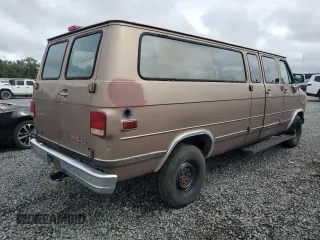 1995 GMC Rally z VIN 1GJGG39K6SF525508, wystawiony jako Copart lot #74144674 z przebiegiem Nie podano mil oraz Szkody całkowita. Historia ofert i sprzedaży dostępna na DreamBid. Obrazek 3.