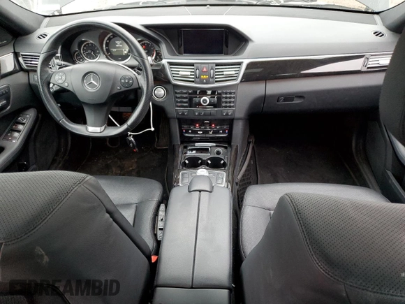 2010 Mercedes-Benz E-Class E 550 Luxury with VIN WDDHF9AB8AA233258, listed as a Copart auction lot 45865695 with 108,748 mi miles and Salvage Title. Bid and sale history available at carsss.com. Image 8.
