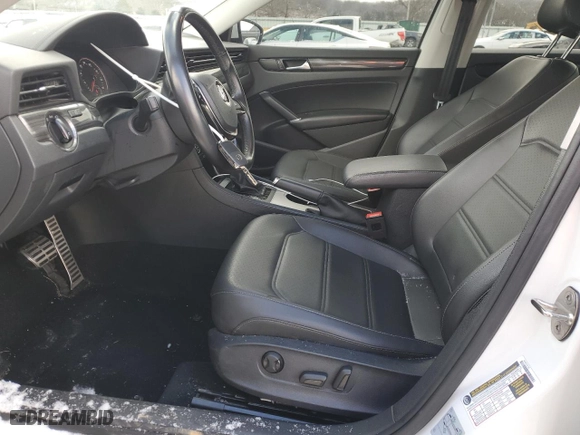 2020 Volkswagen Passat 2.0T R-Line with VIN 1VWMA7A36LC025243, listed as a Copart auction lot 45939895 with 59,594 mi miles and Salvage Title. Bid and sale history available at carsss.com. Image 7.