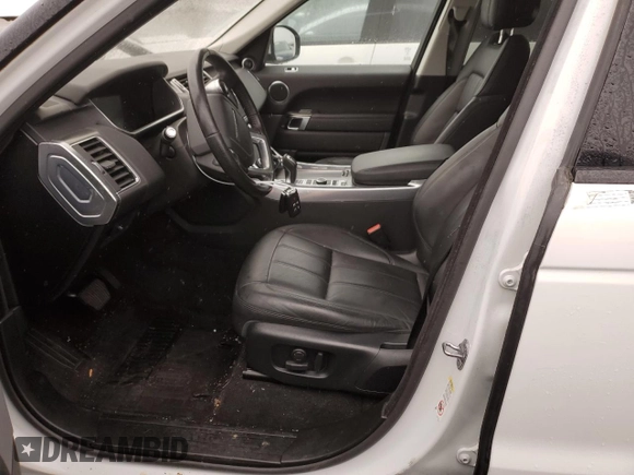2019 Land Rover Range Rover Sport SE with VIN SALWG2RK9KA832948, listed as a Copart auction lot 44455445 with 110,466 mi miles and Clean Title. Bid and sale history available at DreamBid. Image 7.