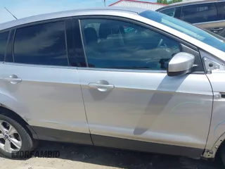 2014 Ford Escape SE с VIN 1FMCU0G99EUC38589, выставлен на аукционе IAAI как лот 42201138 с пробегом 139 416 миль миль и . История ставок и продаж доступна на DreamBid. Изображение 14.