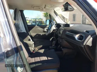 2020 Jeep Renegade Latitude with VIN ZACNJABB4LPL84593, listed as a IAAI auction lot 41645340 with 60,184 mi miles and . Bid and sale history available at DreamBid. Image 5.