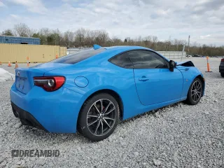 2020 Toyota 86 z VIN JF1ZNAA10L8752508, wystawiony jako Copart lot #54103985 z przebiegiem 67 479 mil mil oraz Szkoda całkowita • Salvage title. Historia ofert i sprzedaży dostępna na DreamBid. Obrazek 3.