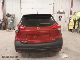 2018 Nissan Kicks SR with VIN 3N1CP5CU7JL528422, listed as a IAAI auction lot 41880440 with 107,182 mi miles. Bid and sale history available at carsss.com. Image 16.