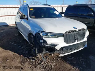 2019 BMW X7 xDrive50i with VIN 5UXCX4C58KLS35656, listed as a IAAI auction lot 41690202 with 91,135 mi miles. Bid and sale history available at carsss.com. Image 6.