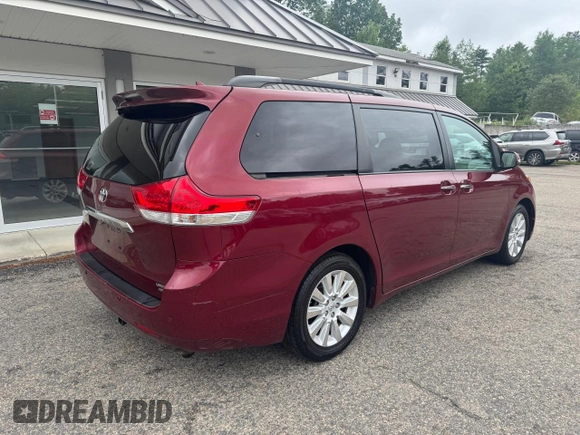 2013 Toyota Sienna XLE с VIN 5TDDK3DC3DS058382, выставлен на аукционе Copart как лот 61403895 с пробегом 276 065 миль миль и Чистый • Clean title. История ставок и продаж доступна на DreamBid. Изображение 4.
