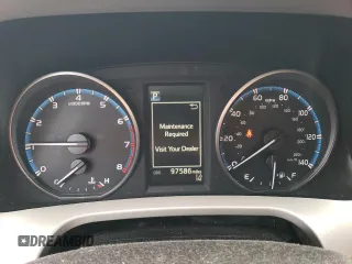 2017 Toyota RAV4 LE z VIN 2T3BFREVXHW547834, wystawiony jako Copart lot #57886525 z przebiegiem 97 586 mil mil oraz Szkoda całkowita • Salvage title. Historia ofert i sprzedaży dostępna na DreamBid. Obrazek 9.
