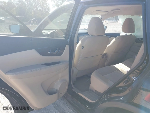2015 Nissan Rogue S with VIN KNMAT2MT1FP586459, listed as a IAAI auction lot 40251580 with 109,513 mi miles. Bid and sale history available at carsss.com. Image 8.