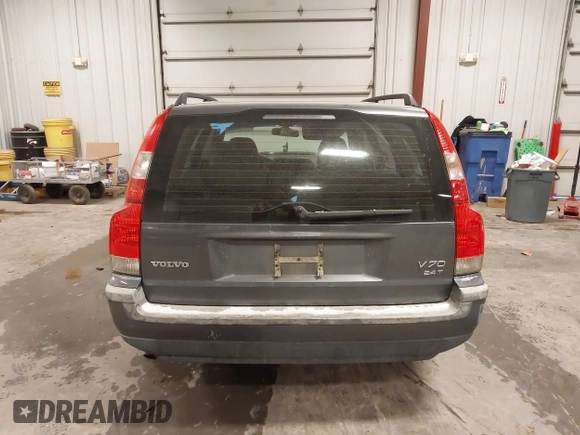 2003 Volvo V70 with VIN YV1SW58D632315898, listed as a IAAI auction lot 41317254 with 153,768 mi miles and . Bid and sale history available at DreamBid. Image 16.