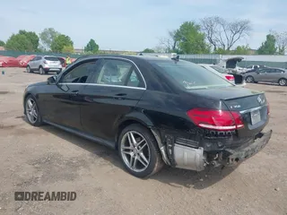 2014 Mercedes-Benz E 350 Luxury with VIN WDDHF8JB4EB029082, listed as a IAAI auction lot 42127782 with 147,193 mi miles and . Bid and sale history available at DreamBid. Image 3.