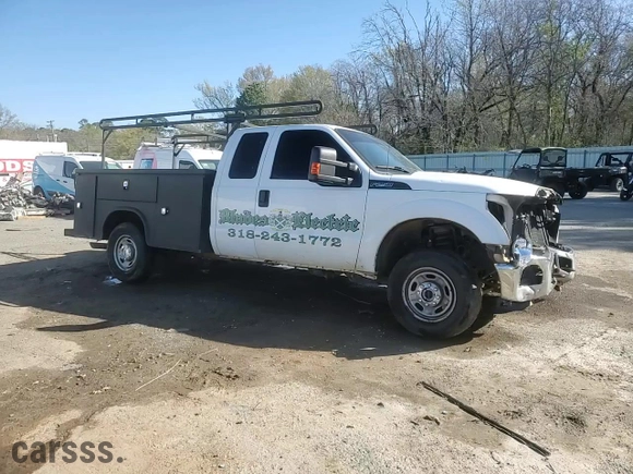 2015 Ford Super Duty F-250 SRW XLT with VIN 1FT7X2B6XFEA85657, listed as a Copart auction lot 48157005 with 279,441 mi miles and Salvage Title. Bid and sale history available at carsss.com. Image 14.