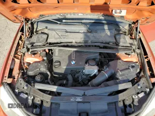 2014 BMW X1 xDrive28i z VIN WBAVL1C50EVY11864, wystawiony jako Copart lot #54181865 z przebiegiem 84 636 mil mil oraz Szkoda całkowita • Salvage title. Historia ofert i sprzedaży dostępna na DreamBid. Obrazek 12.