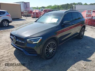 2021 Mercedes-Benz GLC 300 z VIN W1N0G8EBXMF995869, wystawiony jako IAAI lot #42072633 z przebiegiem 68 332 mil mil oraz . Historia ofert i sprzedaży dostępna na DreamBid. Obrazek 2.