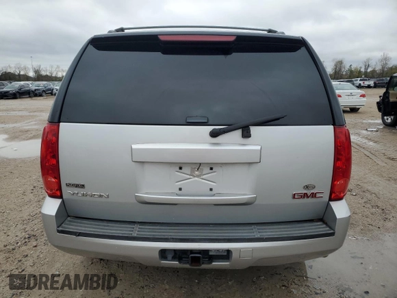 2011 GMC Yukon SLE with VIN 1GKS1AE06BR111692, listed as a Copart auction lot 88252545 with 187,740 mi miles and Salvage Title. Bid and sale history available at carsss.com. Image 6.