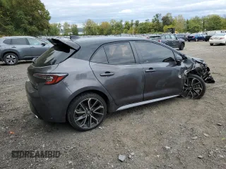 2021 Toyota Corolla Hatchback XSE with VIN JTNC4MBE9M3105640, listed as a Copart auction lot 72458064 with 92,465 mi miles and Salvage Title. Bid and sale history available at carsss.com. Image 3.