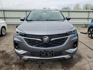 2021 Buick Encore GX Essence z VIN KL4MMGSL6MB154142, wystawiony jako Copart lot #54700345 z przebiegiem 86 638 mil mil oraz Czysty tytuł • Clean title. Historia ofert i sprzedaży dostępna na DreamBid. Obrazek 5.