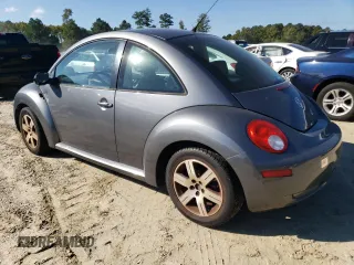 2006 Volkswagen New Beetle Coupe with VIN 3VWRW31C76M406232, listed as a Copart auction lot 75100914 with 143,978 mi miles and Salvage Title. Bid and sale history available at carsss.com. Image 2.