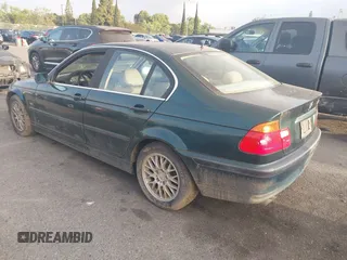 1999 BMW 3 Series 328i with VIN WBAAM5339XFR10536, listed as a IAAI auction lot 42242648 with 166,227 mi miles and . Bid and sale history available at DreamBid. Image 3.