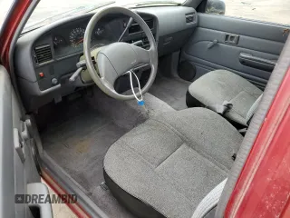 1991 Toyota Pickup DLX с VIN JT4RN93P9M5040575, выставлен на аукционе Copart как лот 58934495 с пробегом 43 376 миль миль и Списание • Salvage title. История ставок и продаж доступна на DreamBid. Изображение 8.