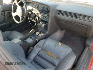 1988 Toyota Supra z VIN JT2MA71JXJ0094266, wystawiony jako Copart lot #59028715 z przebiegiem 133 654 mil mil oraz Czysty tytuł • Clean title. Historia ofert i sprzedaży dostępna na DreamBid. Obrazek 8.