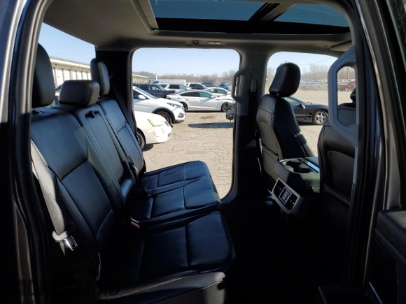 2024 Ford F-350 XL with VIN 1FT8W3BM3REC06545, listed as a Copart auction lot 42999075 with 9,336 mi miles and Salvage Title. Bid and sale history available at DreamBid. Image 10.