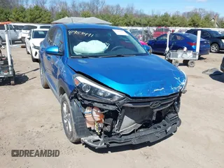2016 Hyundai Tucson SE z VIN KM8J23A45GU181936, wystawiony jako IAAI lot #41983491 z przebiegiem 86 260 mil mil oraz . Historia ofert i sprzedaży dostępna na DreamBid. Obrazek 1.
