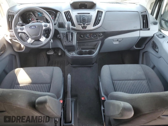 2018 Ford Transit Passenger XL z VIN 1FBZX2YM8JKA97299, wystawiony jako Copart lot #53553115 z przebiegiem 101 532 mil mil oraz Szkoda całkowita • Salvage title. Historia ofert i sprzedaży dostępna na DreamBid. Obrazek 8.