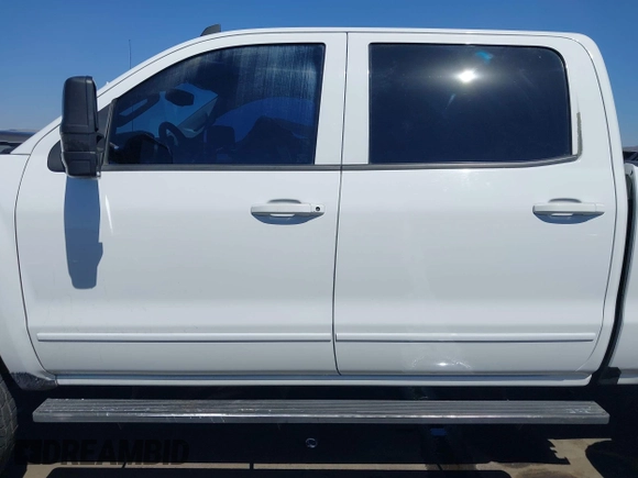 2016 Chevrolet Silverado 1500 LT with VIN 3GCUKREC5GG369915, listed as a IAAI auction lot 42082155 with 137,671 mi miles and . Bid and sale history available at DreamBid. Image 14.