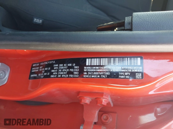 2017 Jeep Renegade Altitude with VIN ZACCJBBB7HPF73083, listed as a IAAI auction lot 41114187 with 1 mi miles. Bid and sale history available at carsss.com. Image 9.