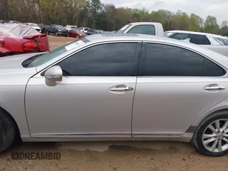 2010 Lexus ES with VIN JTHBK1EG2A2401553, listed as a IAAI auction lot 41924065 with 228,784 mi miles. Bid and sale history available at carsss.com. Image 14.