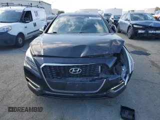 2017 Hyundai Sonata Hybrid SE with VIN KMHE24L10HA047610, listed as a Copart auction lot 43285595 with 143,787 mi miles and Salvage Title. Bid and sale history available at carsss.com. Image 5.