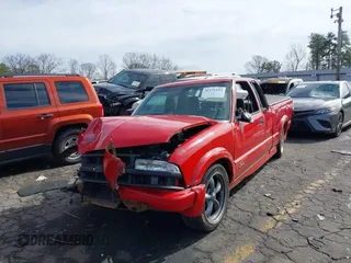 2001 Chevrolet S-10 LS with VIN 1GCCS19W818196034, listed as a IAAI auction lot 41571114 with 222,440 mi miles and . Bid and sale history available at DreamBid. Image 16.
