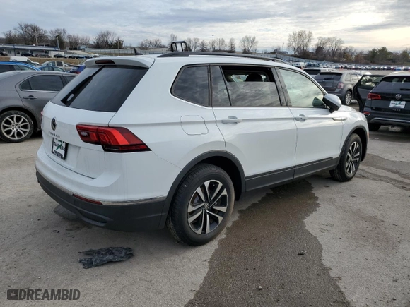 2024 Volkswagen Tiguan S with VIN 3VVRB7AX8RM189529, listed as a Copart auction lot 44741095 with 0 mi miles and Salvage Title. Bid and sale history available at carsss.com. Image 3.