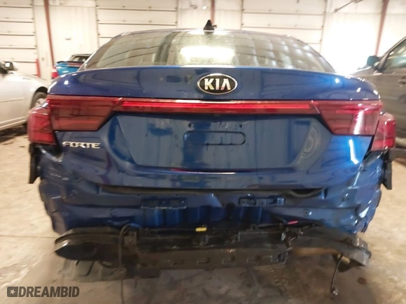 2021 Kia Forte LXS with VIN 3KPF24ADXME276812, listed as a IAAI auction lot 40119624 with NaN miles. Bid and sale history available at carsss.com. Image 17.