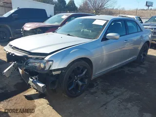 2021 Chrysler 300 with VIN 2C3CCABG2MH524079, listed as a IAAI auction lot 41296881 with 77,463 mi miles. Bid and sale history available at carsss.com. Image 18.