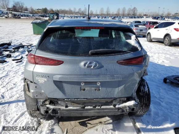 2020 Hyundai Kona SE with VIN KM8K12AA9LU442695, listed as a Copart auction lot 45700635 with 79,811 mi miles and Salvage Title. Bid and sale history available at carsss.com. Image 6.