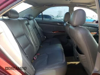 2004 Toyota Camry LE with VIN 4T1BE32K24U328539, listed as a Copart auction lot 44018445 with 259,477 mi miles and Salvage Title. Bid and sale history available at carsss.com. Image 10.