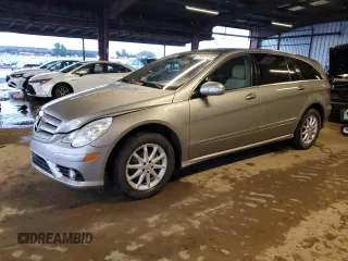 2008 Mercedes-Benz R-Class 3.5L with VIN 4JGCB56E38A082928, listed as a Copart auction lot 85093574 with 146,194 mi miles and Salvage Title. Bid and sale history available at carsss.com. Image 1.