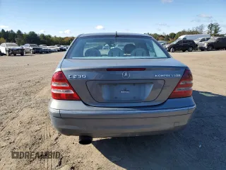 2005 Mercedes-Benz C 230 Kompressor with VIN WDBRF40J75F606095, listed as a Copart auction lot 76104344 with 234,993 mi miles and Salvage title. Bid and sale history available at DreamBid. Image 6.