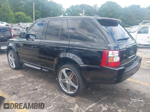 2006 Land Rover Range Rover Sport HSE z VIN SALSF25436A924149, wystawiony jako IAAI lot #42187760 z przebiegiem 192 011 mil mil oraz . Historia ofert i sprzedaży dostępna na DreamBid. Obrazek 3.
