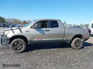 2007 Toyota Tundra SR5 with VIN 5TFRV54107X012529, listed as a IAAI auction lot 41738182 with 313,910 mi miles. Bid and sale history available at carsss.com. Image 14.
