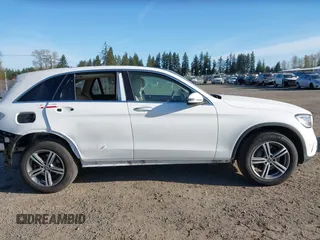 2021 Mercedes-Benz GLC 300 z VIN W1N0G8EB2MV272040, wystawiony jako IAAI lot #41956317 z przebiegiem 42 855 mil mil oraz . Historia ofert i sprzedaży dostępna na DreamBid. Obrazek 14.