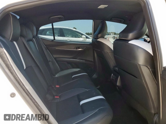 2025 Toyota Camry LE z VIN 4T1DAACK2SU556335, wystawiony jako Copart lot #57317485 z przebiegiem 3 410 mil mil oraz Szkoda całkowita • Salvage title. Historia ofert i sprzedaży dostępna na DreamBid. Obrazek 10.