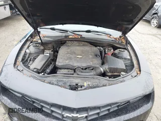 2011 Chevrolet Camaro 2LS с VIN 2G1FA1ED3B9165616, выставлен на аукционе IAAI как лот 40864625 с пробегом 145 035 миль миль и . История ставок и продаж доступна на DreamBid. Изображение 10.
