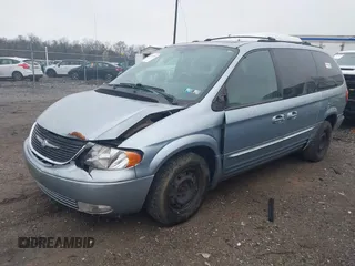 2004 Chrysler Town & Country Touring with VIN 2C4GP54L54R585259, listed as a IAAI auction lot 41934045 with 211,376 mi miles and . Bid and sale history available at DreamBid. Image 17.