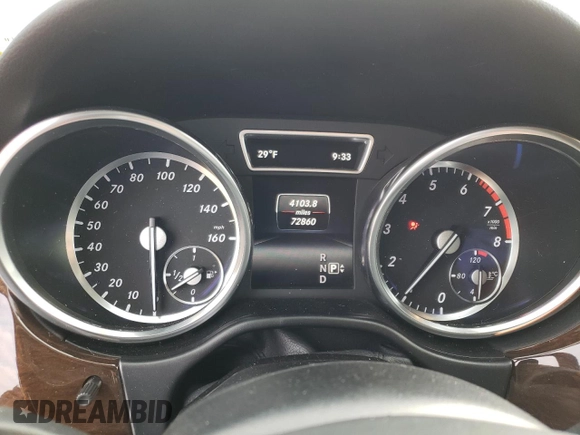 2015 Mercedes-Benz M 350 z VIN 4JGDA5HB5FA593192, wystawiony jako Copart lot #67638922 z przebiegiem 72 860 mil mil oraz . Historia ofert i sprzedaży dostępna na DreamBid. Obrazek 9.