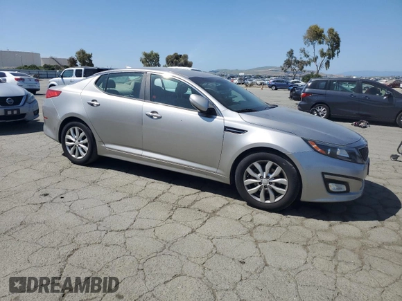 2015 Kia Optima LX z VIN 5XXGM4A72FG451508, wystawiony jako Copart lot #55628795 z przebiegiem 125 947 mil mil oraz Szkoda całkowita • Salvage title. Historia ofert i sprzedaży dostępna na DreamBid. Obrazek 4.