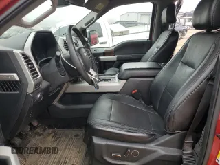 2015 Ford F-150 XLT z VIN 1FTEW1EG0FKD36194, wystawiony jako Copart lot #43824195 z przebiegiem 176 718 mil mil oraz Szkoda całkowita • Salvage title. Historia ofert i sprzedaży dostępna na DreamBid. Obrazek 7.