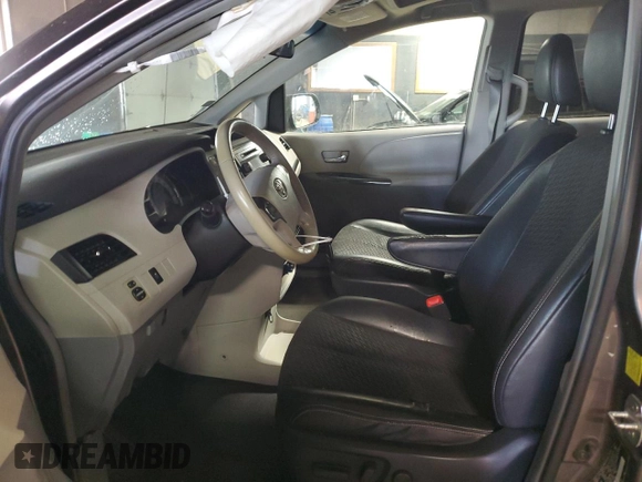 2011 Toyota Sienna SE with VIN 5TDXK3DC4BS119068, listed as a Copart auction lot 45960275 with 73,252 mi miles and Salvage Title. Bid and sale history available at carsss.com. Image 7.